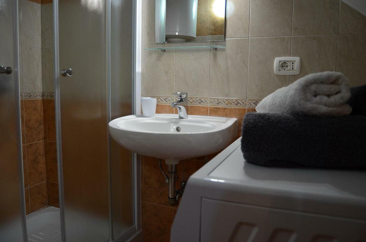Apartment Duerose บูเย ภายนอก รูปภาพ